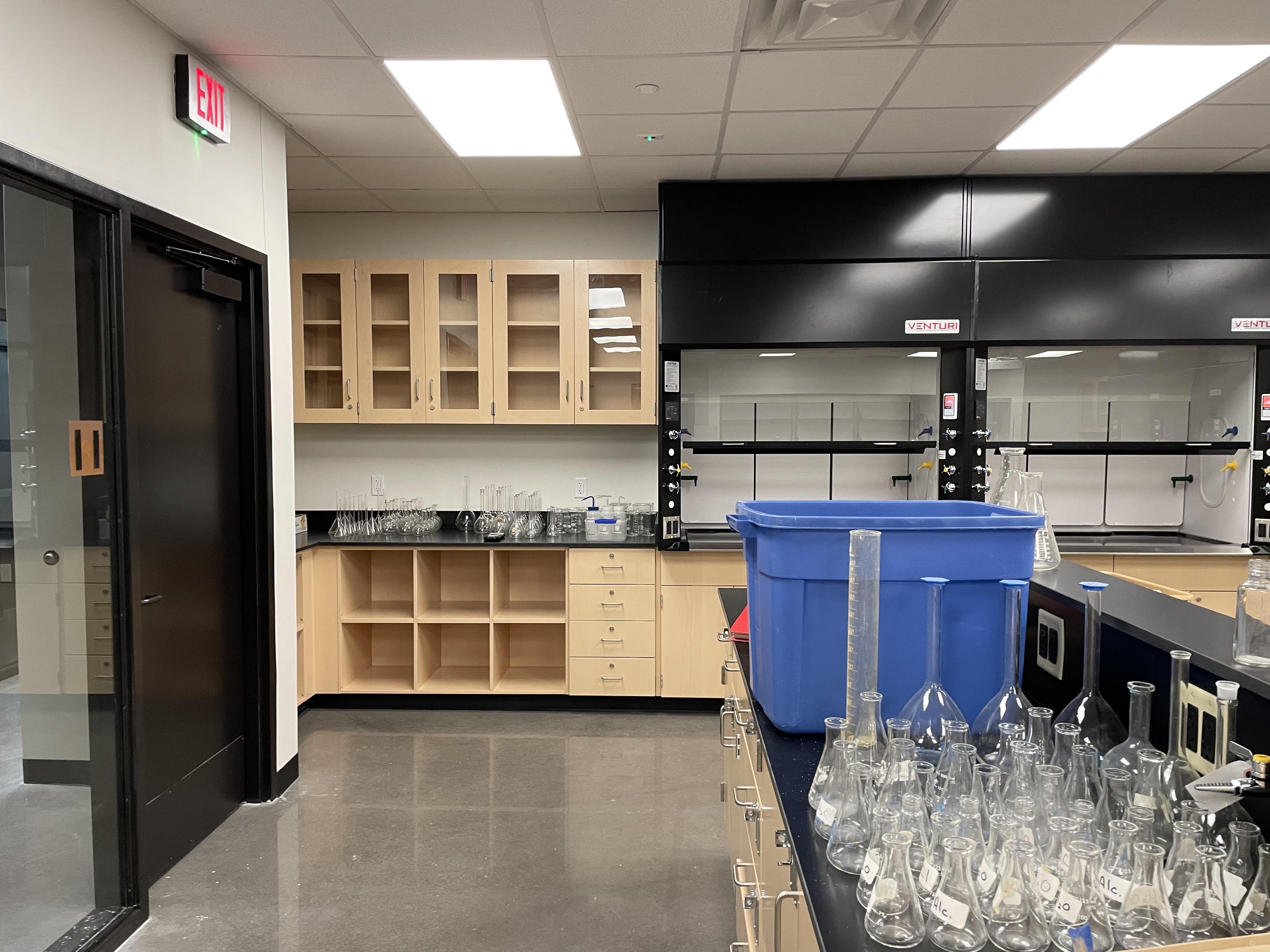 HPHS new academic wing science lab